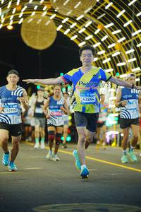 BIB: 41900, 43244, 42222
                            <button type="button" onclick="openModal(22894019)" class="btn btn-primary btn-sm float-right btn-popup" data-toggle="modal" data-target=".modal-high-quality">
                        <i class="fas fa-shopping-cart"></i> Add to Cart
                    </button>
                                            <button type="button" onclick="isThisMe(22894019, true)" class="btn btn-success btn-sm float-right btn-popup btn-isme hidden" data-toggle="tooltip" data-placement="bottom" title="นี่คือรูปของคุณใช่ไหม คลิกที่นี่เพื่อเอาเข้าอัลบั้ม">
                        <i class="fas fa-plus"></i> Add to album
                    </button>
                    <button type="button" onclick="isThisMe(22894019, false)" class="btn btn-warning btn-sm float-right btn-popup btn-isnotme hidden">
                        <i class="fas fa-ban"></i> Remove from album
                    </button>